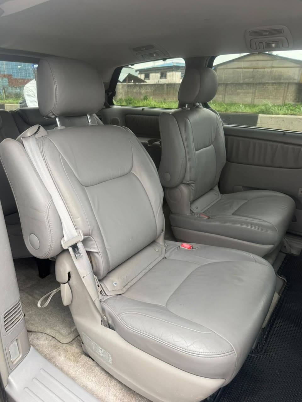 2005 Toyota Sienna XLE