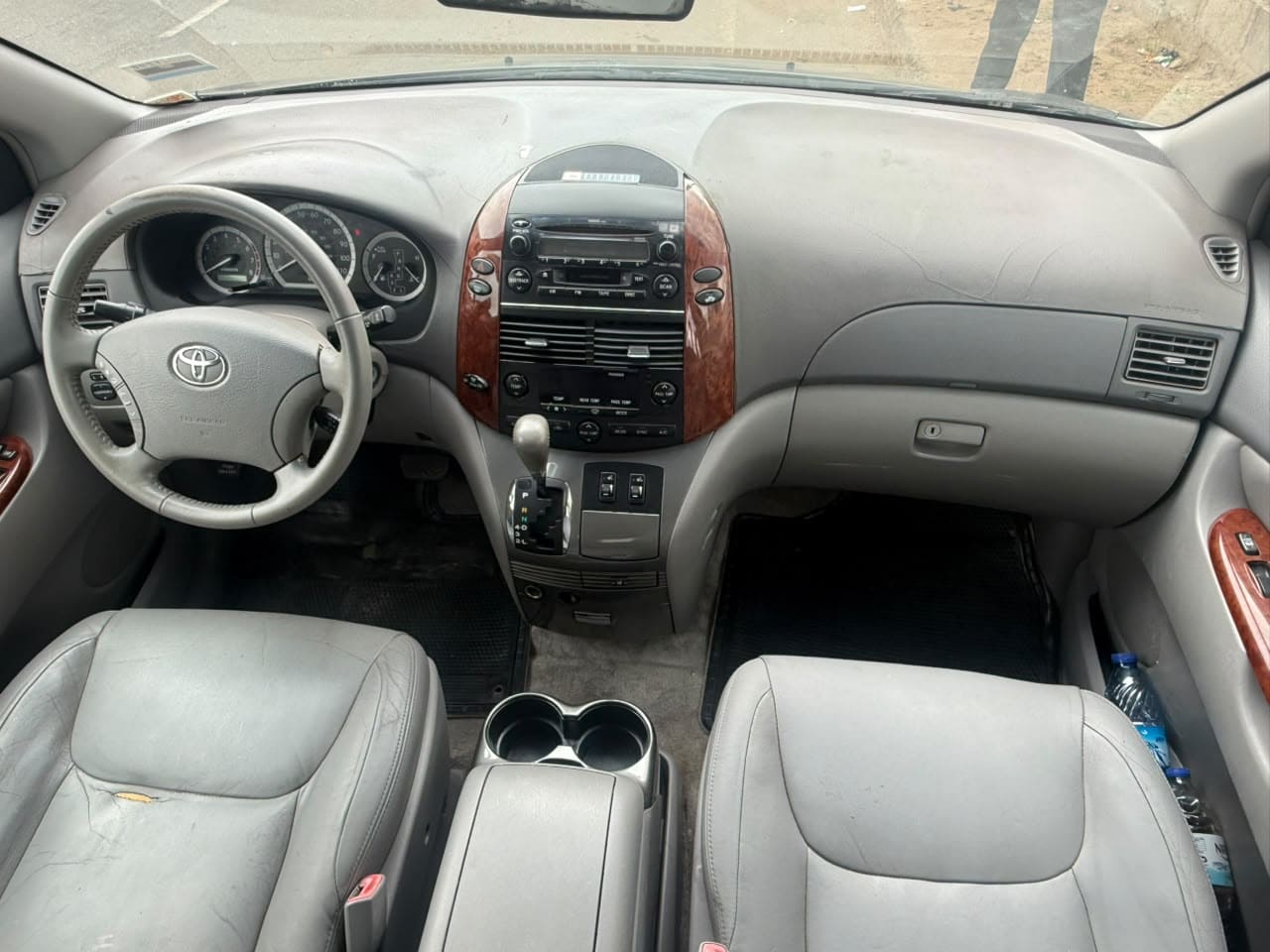 2005 Toyota Sienna XLE