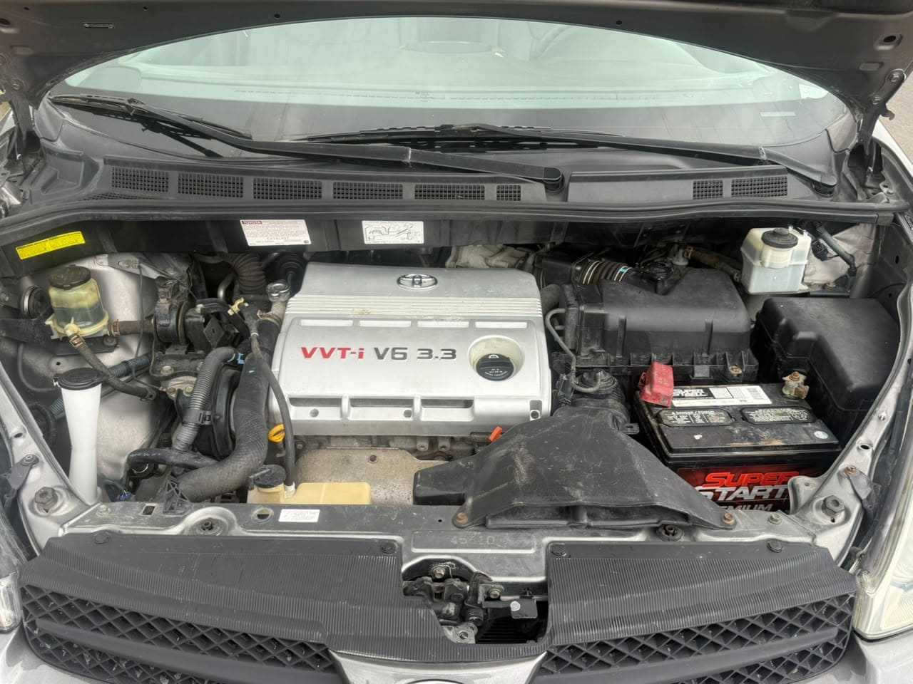 
								2005 Toyota Sienna XLE full									