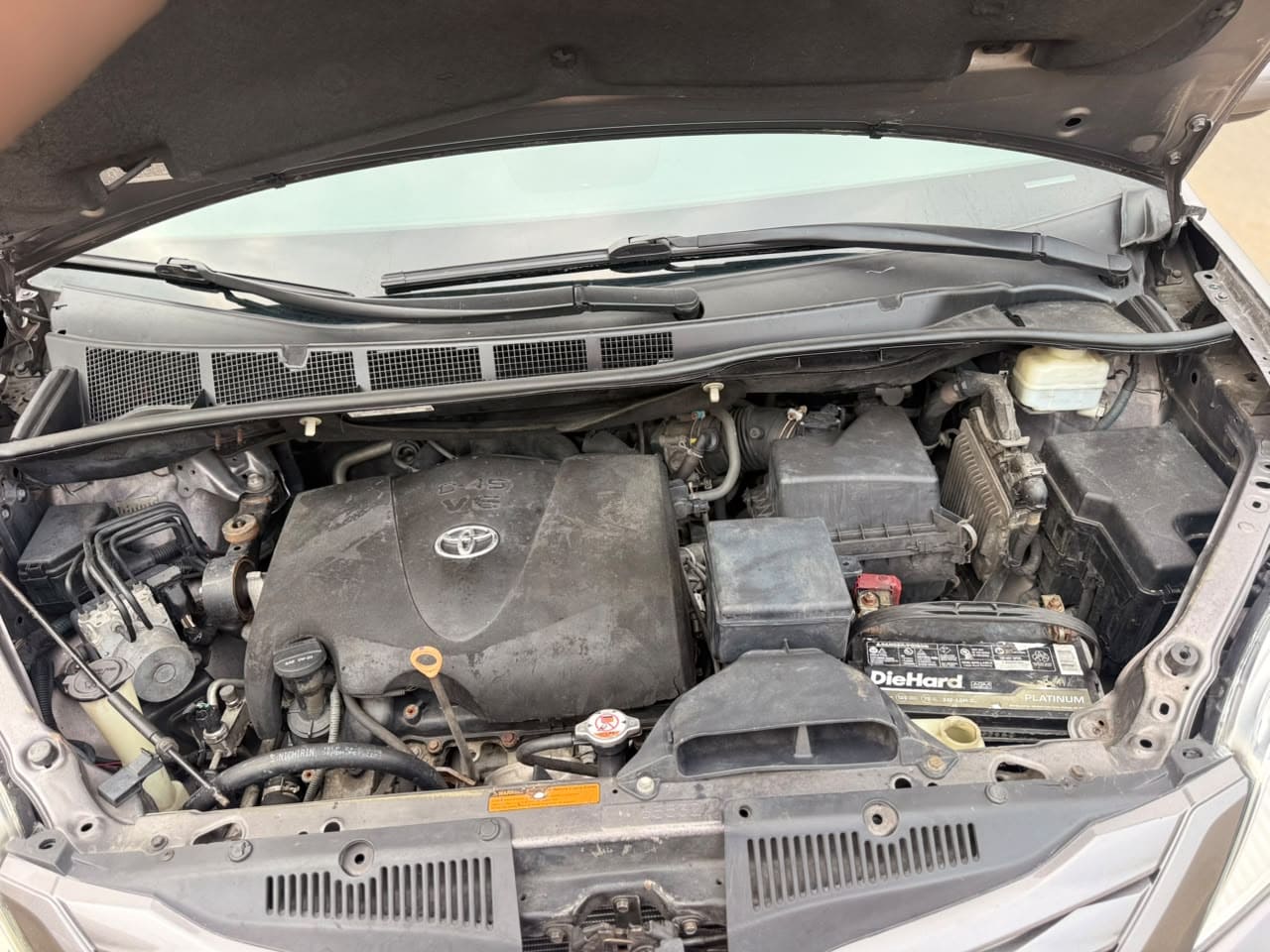 
								2017 Toyota Sienna XLE full									